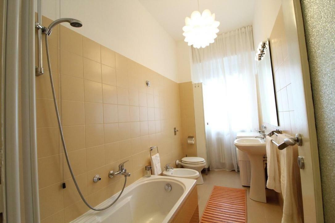 Gg Mentana Rooms Como Exteriér fotografie